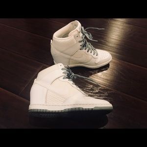 Nike Women’s Dunk Sky High Wedge Sneaker